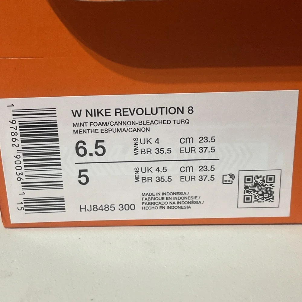 Nike Revolution 8 NN Mint Foam/White Womens Running Shoes Sz 6.5 NEW HJ8485-300‎